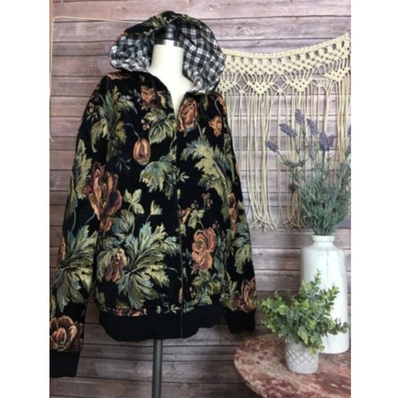 vintage Jackets & Blazers - VINTAGE Black Floral Velvet Tapestry Hoodie Jacket